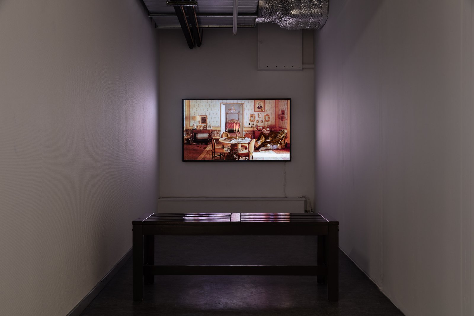 TALA_MADANI_SHIT_MOM_ANIMATION_anna_clawson_nicole_ward_exhibition